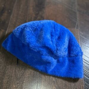 Plush Blue Dome Beret Hat